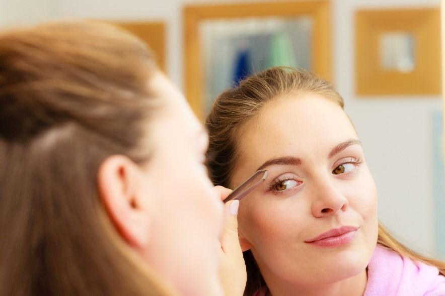 The Only 3 Types of Tweezers You Need